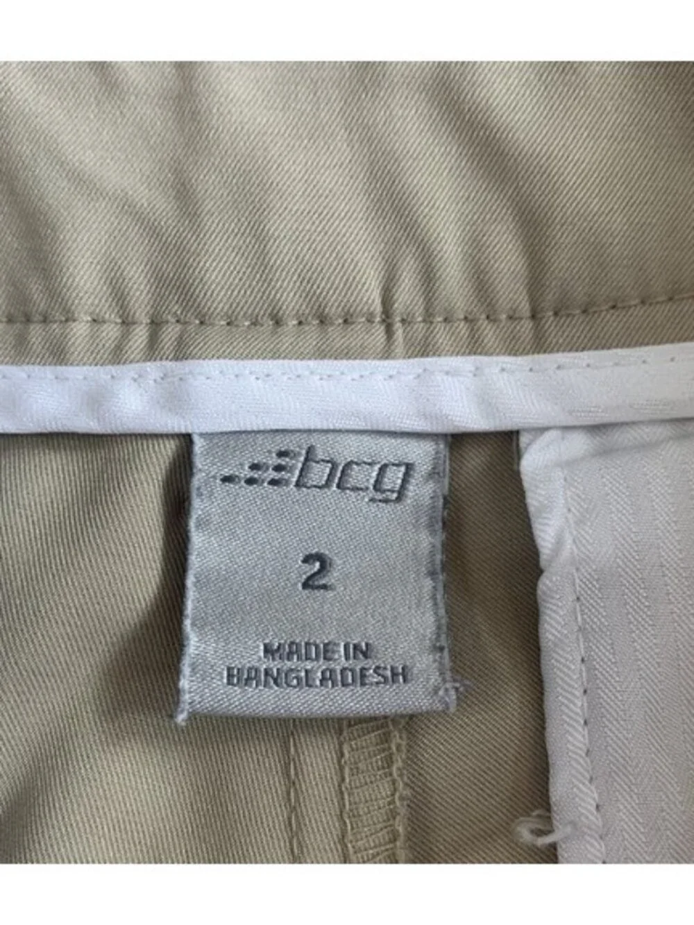 BCG Academy Sports Golf Shorts Women’s Size 2 Lightweight Khaki EUC